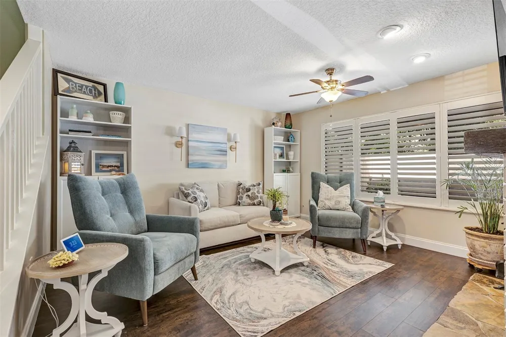 121 CROWN POINT CIRCLE #121 Longwood, FL 32779