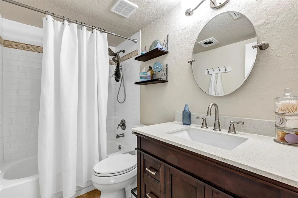121 CROWN POINT CIRCLE #121 Longwood, FL 32779