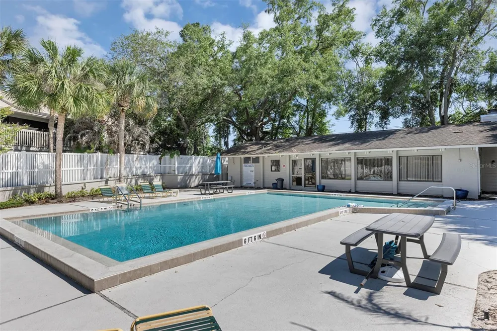 121 CROWN POINT CIRCLE #121 Longwood, FL 32779