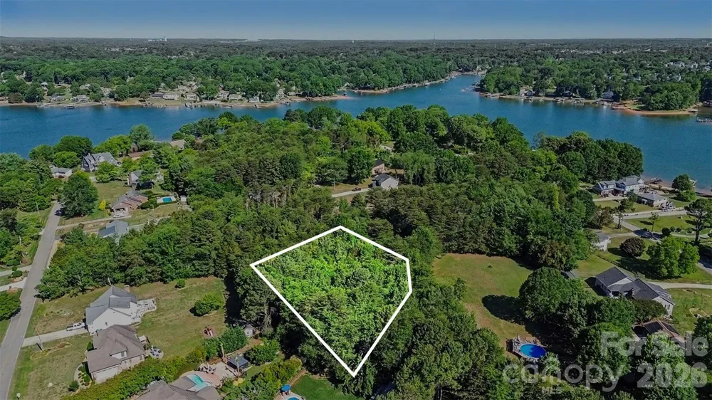 138 Continental Drive Mooresville, NC 28117