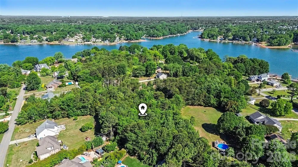 138 Continental Drive Mooresville, NC 28117
