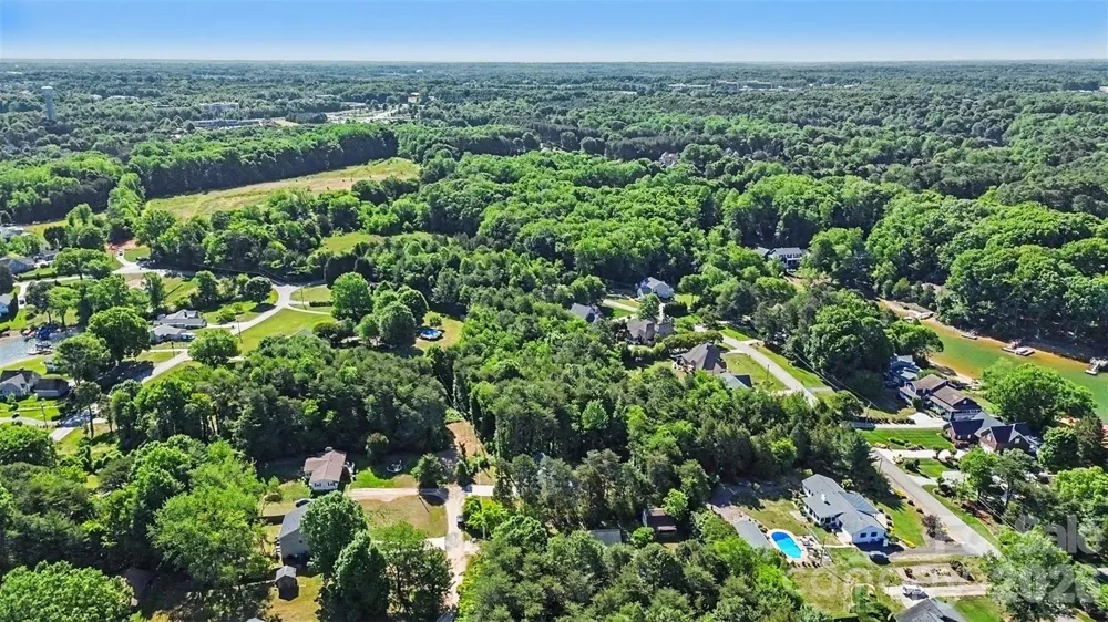 138 Continental Drive Mooresville, NC 28117