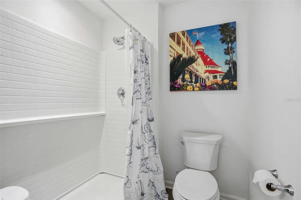 862 SPRING AVENUE The Villages, FL 34762