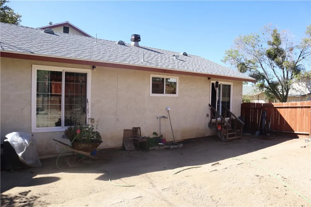 14955 Elizabeth Lake Lake Hughes, CA 93532