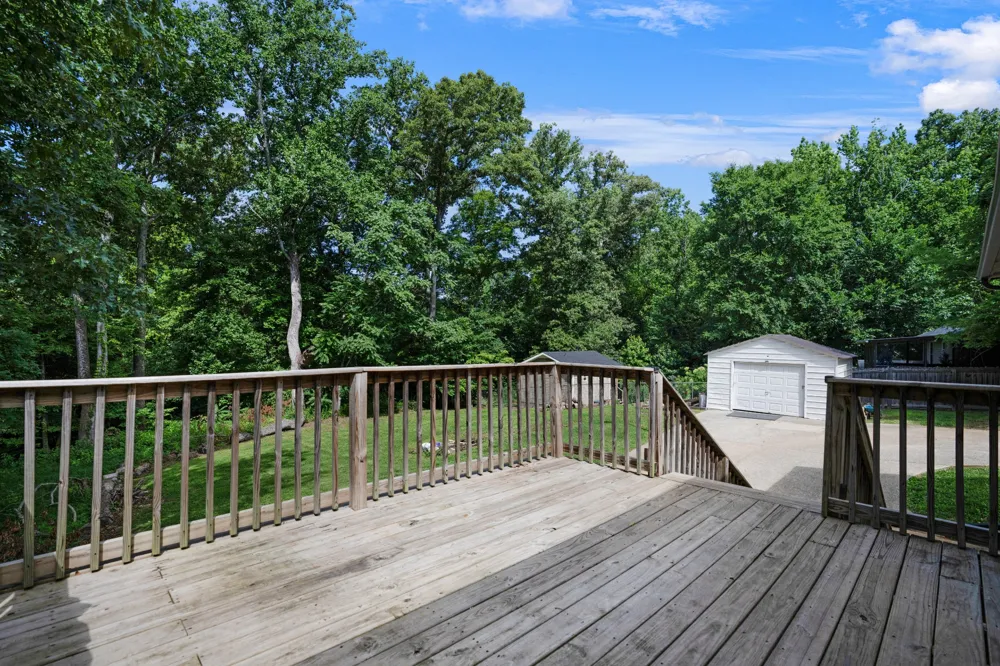 412 Hilltop Dr Clarksville, TN 37040