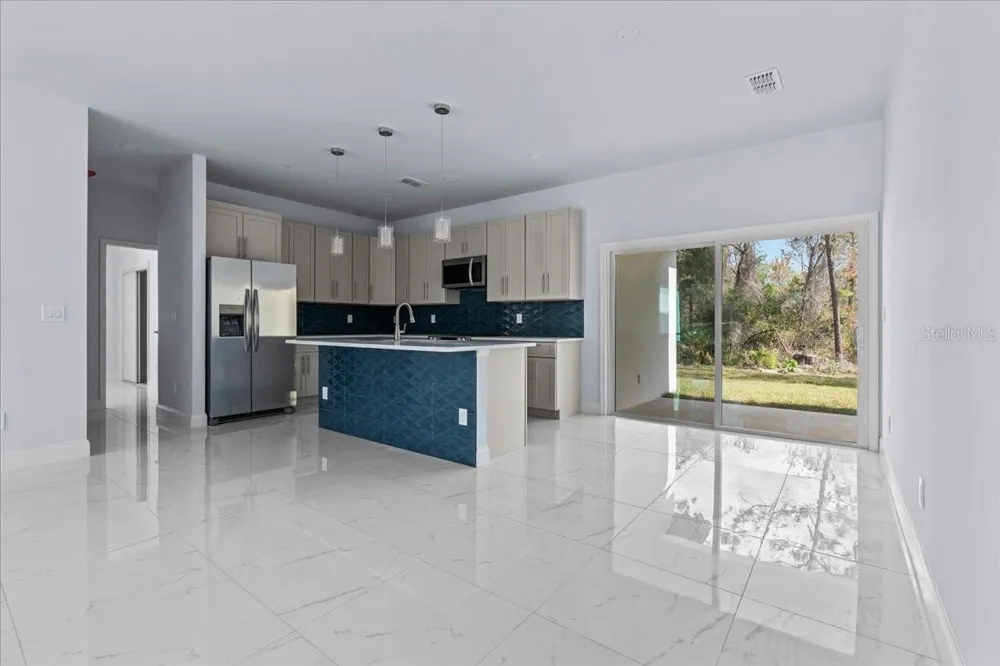 2875 E SLATER DRIVE Deltona, FL 32738
