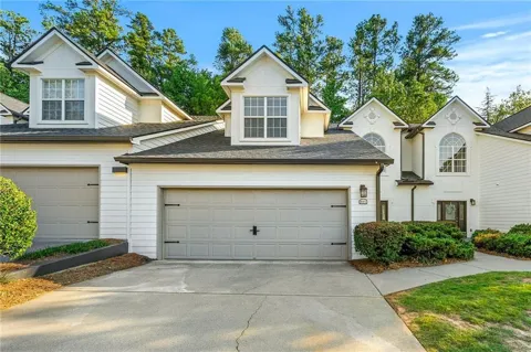 2015 Barrett Lakes Boulevard NW #415