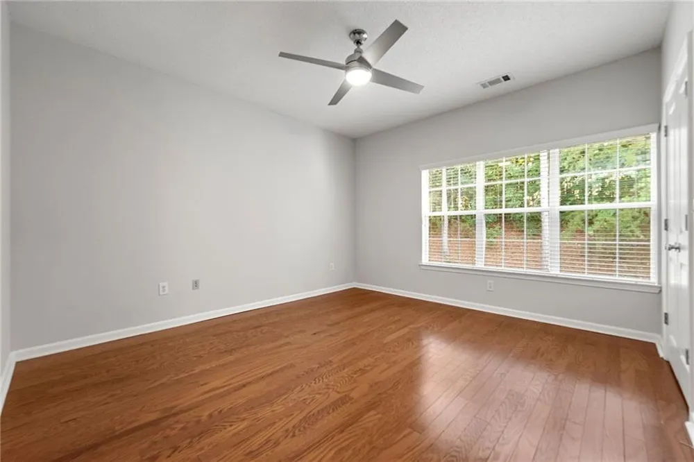 2015 Barrett Lakes Boulevard NW #415 Kennesaw, GA 30144