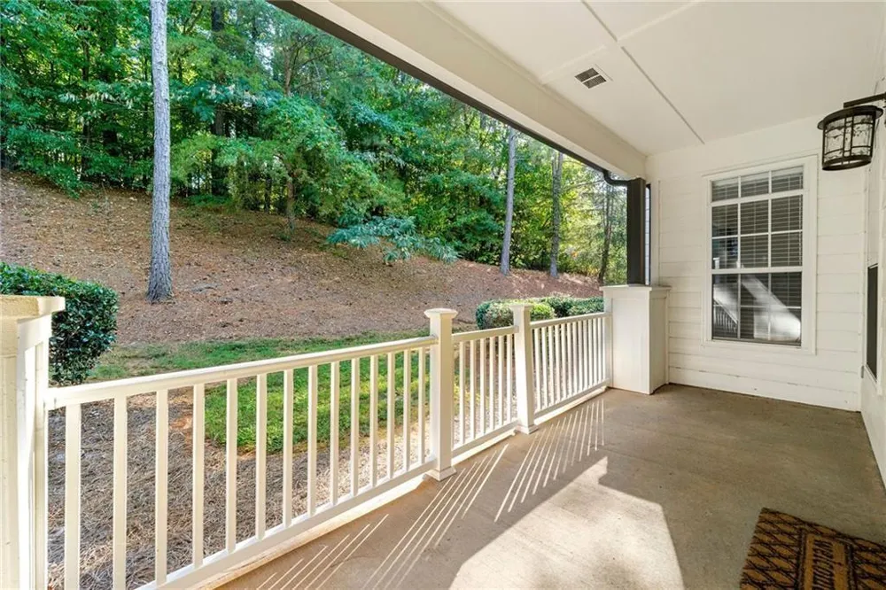 2015 Barrett Lakes Boulevard NW #415 Kennesaw, GA 30144