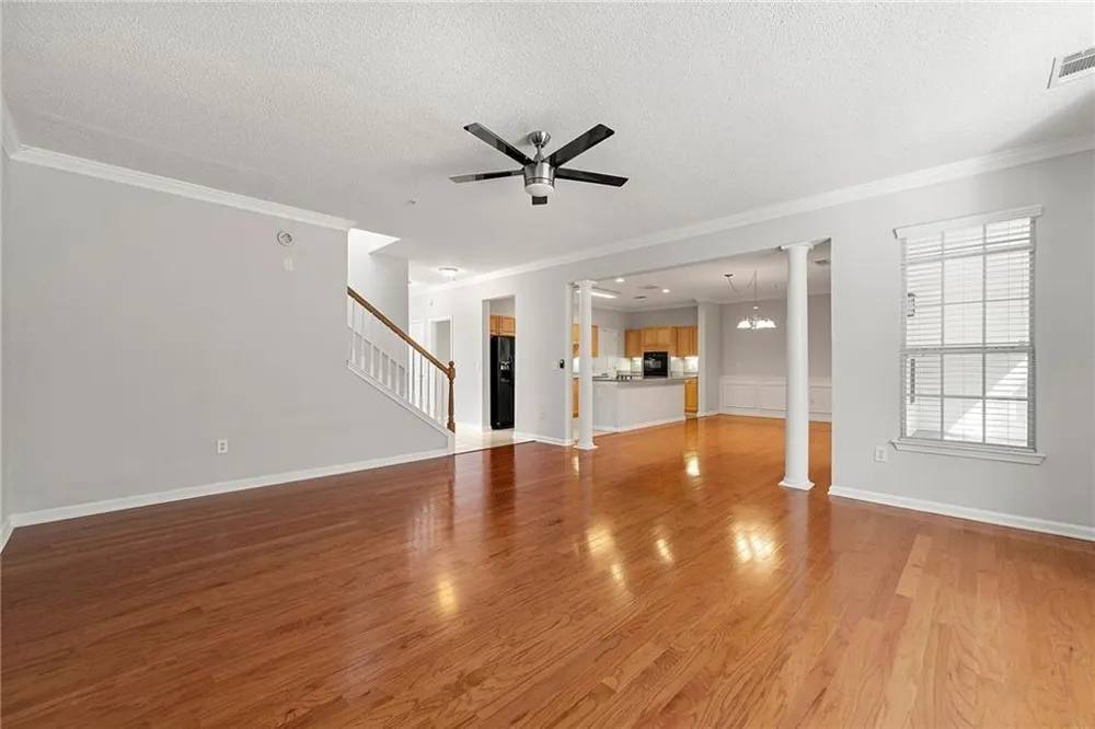 2015 Barrett Lakes Boulevard NW #415 Kennesaw, GA 30144
