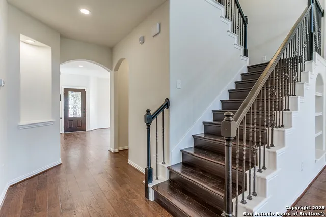 7823 Bluebird Haven Selma, TX 78154