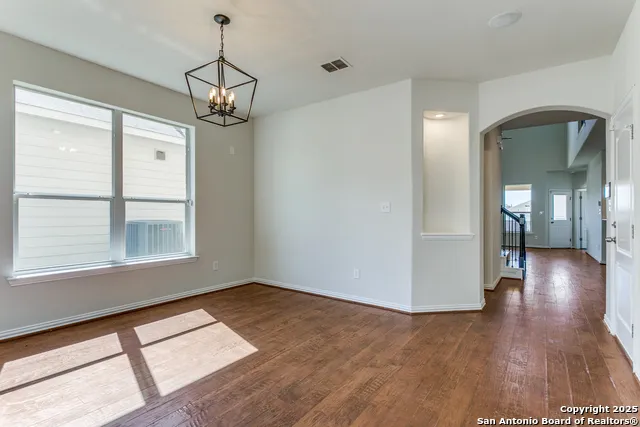 7823 Bluebird Haven Selma, TX 78154