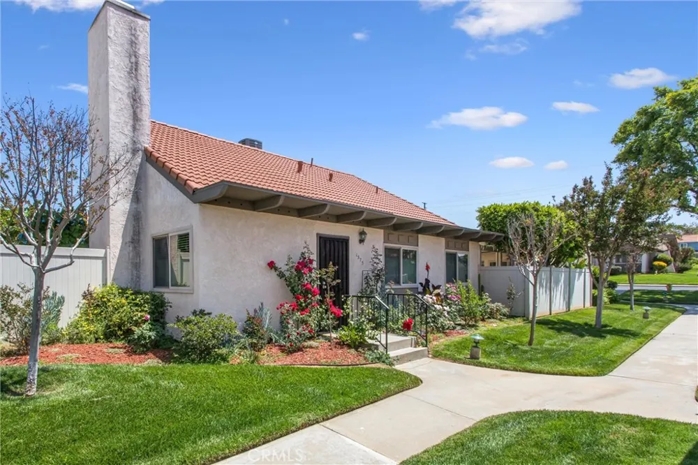 1575 Christopher Redlands, CA 92374