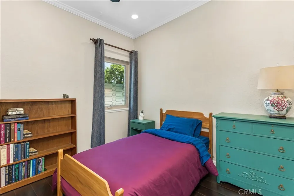 1575 Christopher Redlands, CA 92374