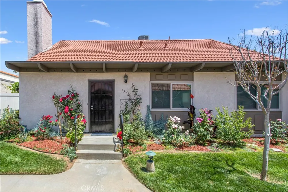 1575 Christopher Redlands, CA 92374