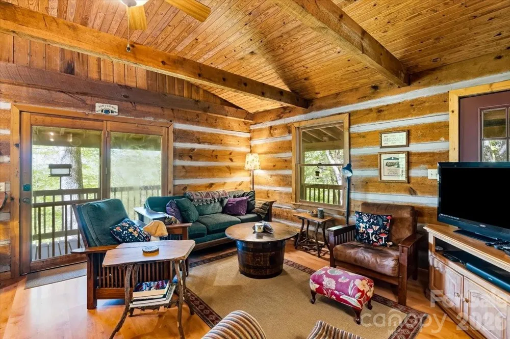 524 McDaris Loop Drive #179/180 Mars Hill, NC 28754