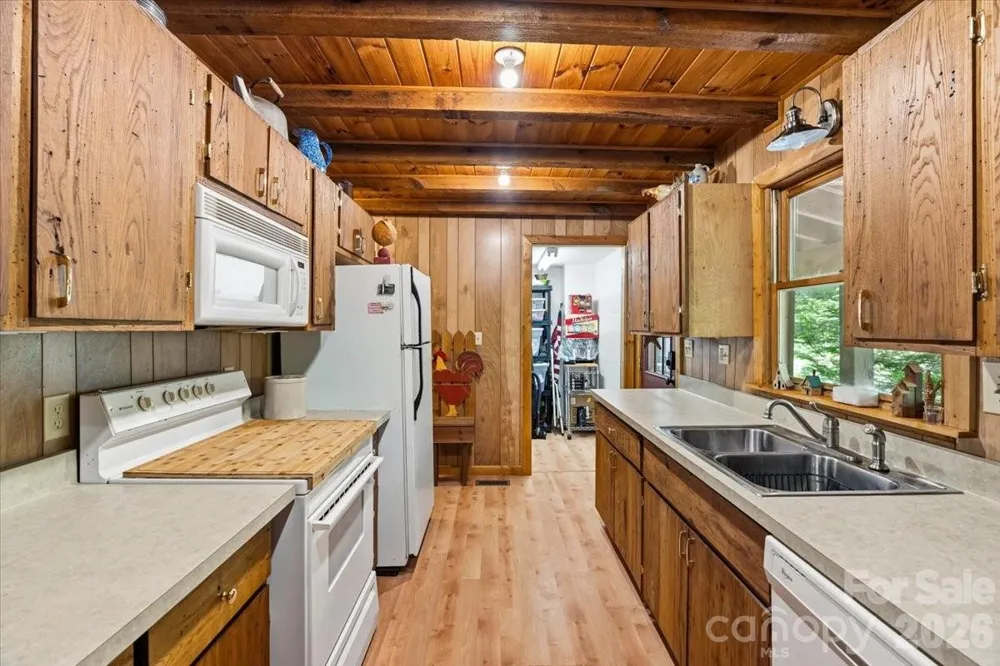 524 McDaris Loop Drive #179/180 Mars Hill, NC 28754