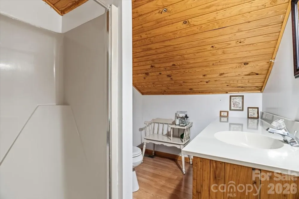 524 McDaris Loop Drive #179/180 Mars Hill, NC 28754