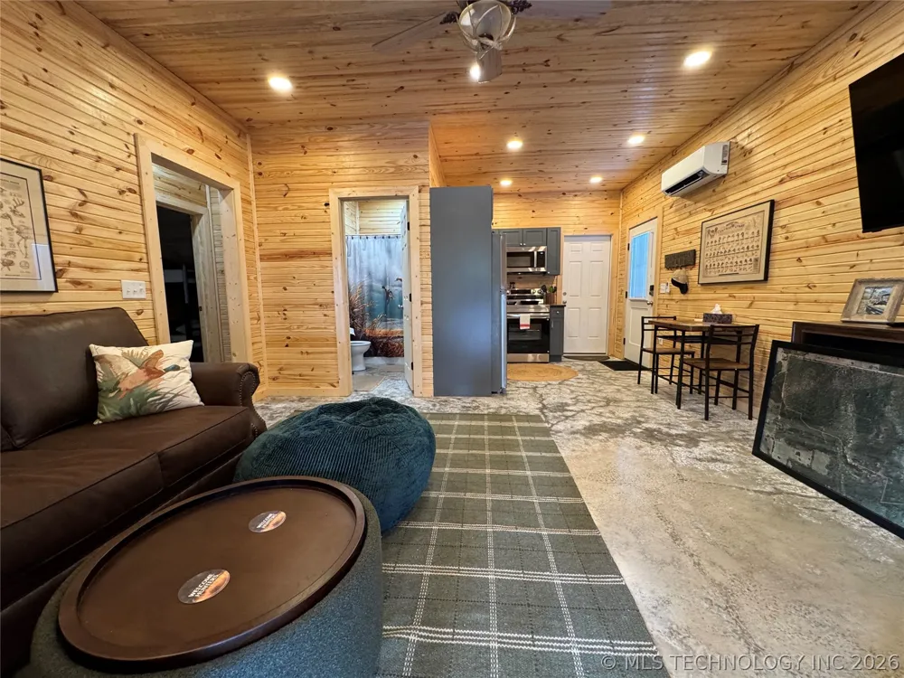 20862 E 1160 ROAD Keota, OK 74941