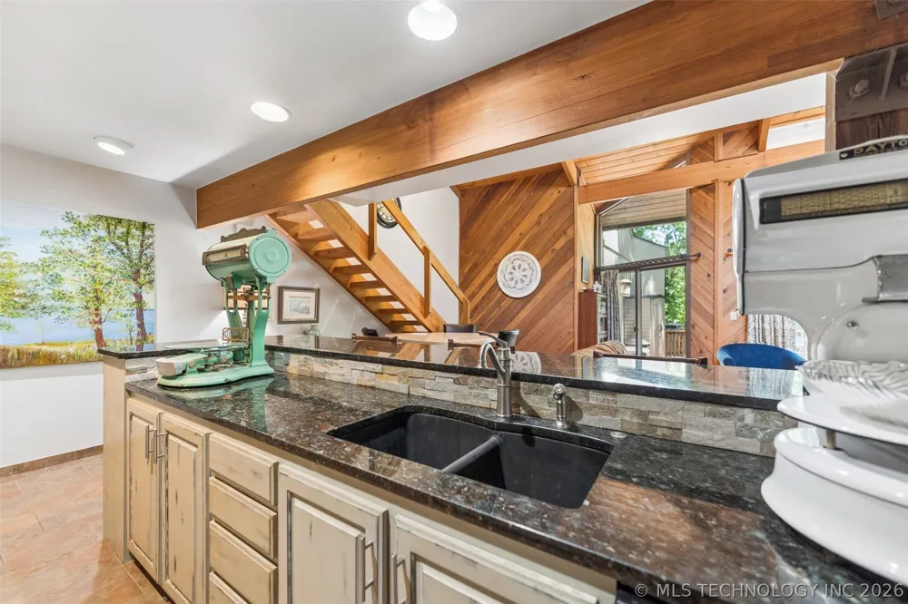 29898 S 566 #214B Afton, OK 74331
