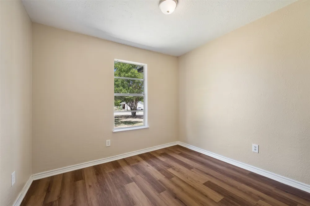101 Smackover Kemp, TX 75143
