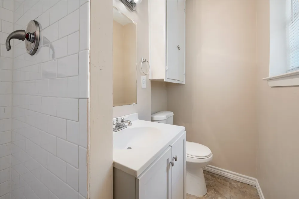 101 Smackover Kemp, TX 75143