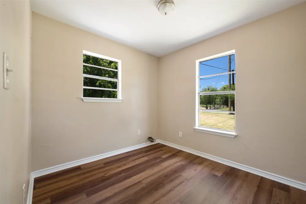 101 Smackover Kemp, TX 75143