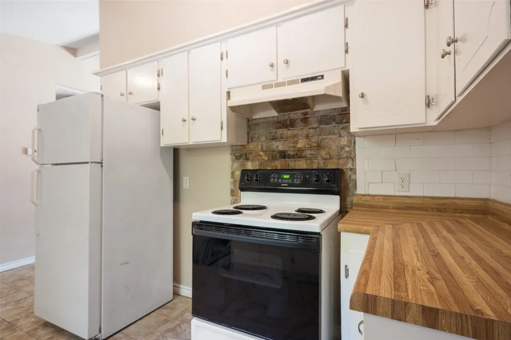 101 Smackover Kemp, TX 75143