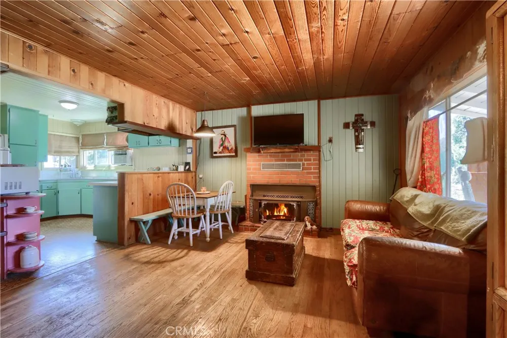 2099 Old Hwy Catheys Valley, CA 95306