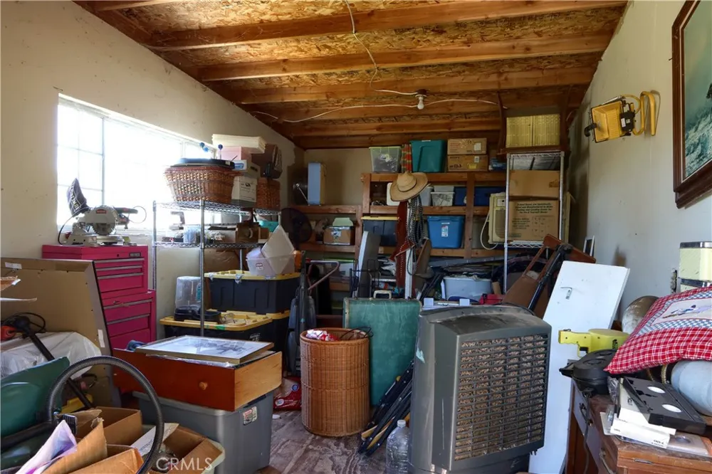 2099 Old Hwy Catheys Valley, CA 95306