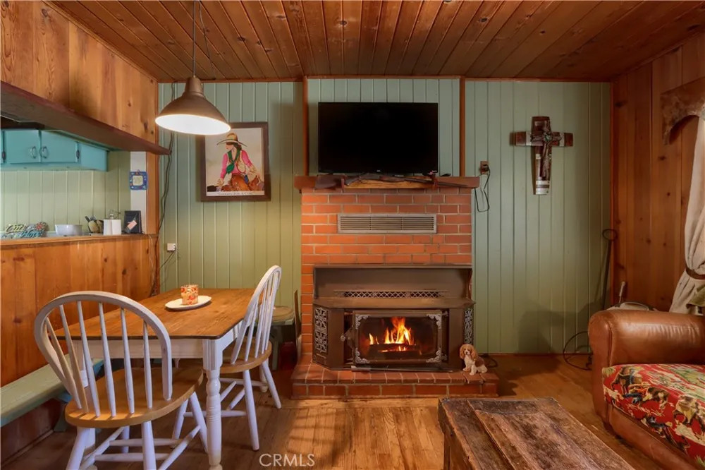 2099 Old Hwy Catheys Valley, CA 95306