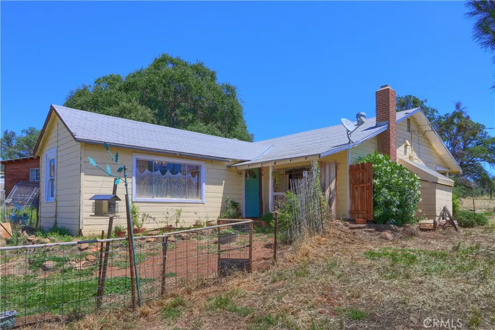 2099 Old Hwy Catheys Valley, CA 95306