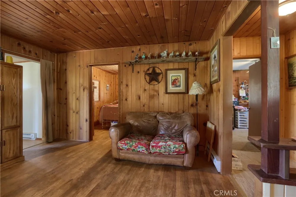 2099 Old Hwy Catheys Valley, CA 95306