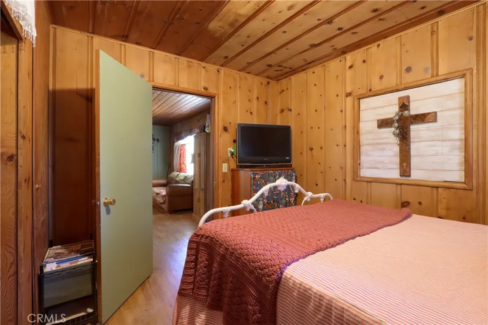 2099 Old Hwy Catheys Valley, CA 95306