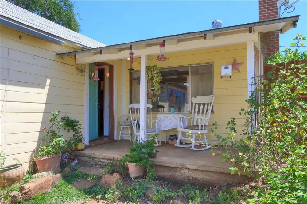 2099 Old Hwy Catheys Valley, CA 95306