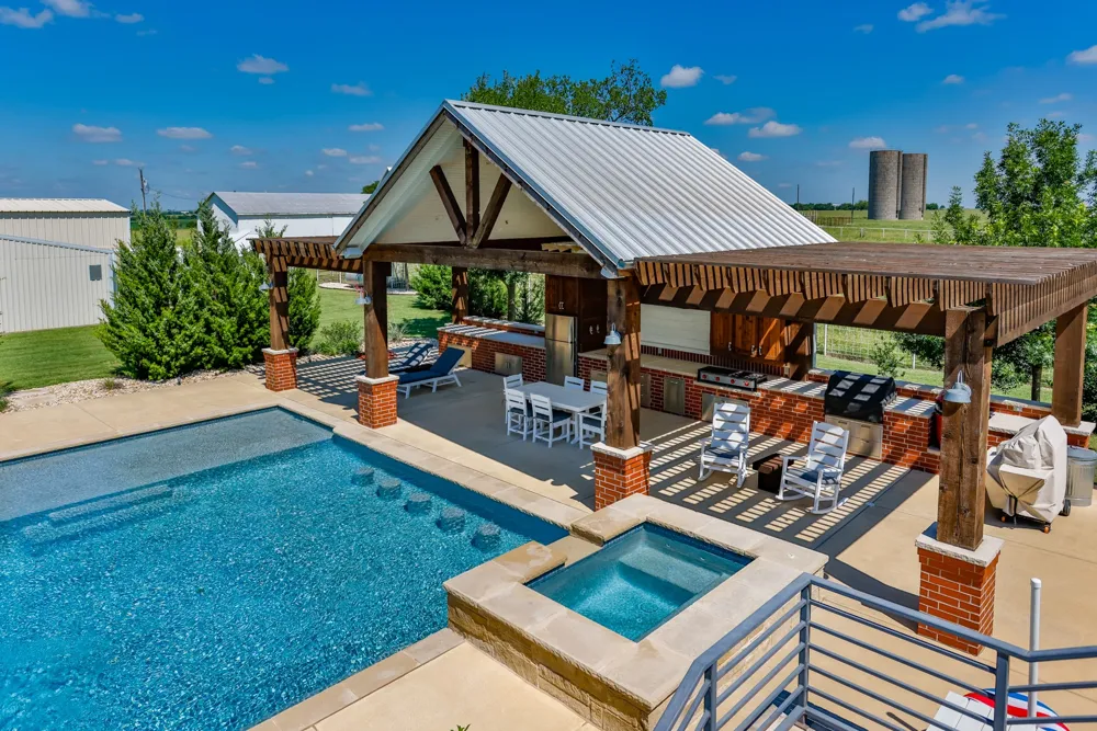 5217 W Fm 922 Valley View, TX 76272