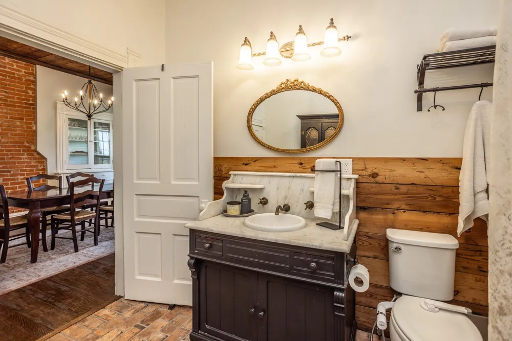 5217 W Fm 922 Valley View, TX 76272