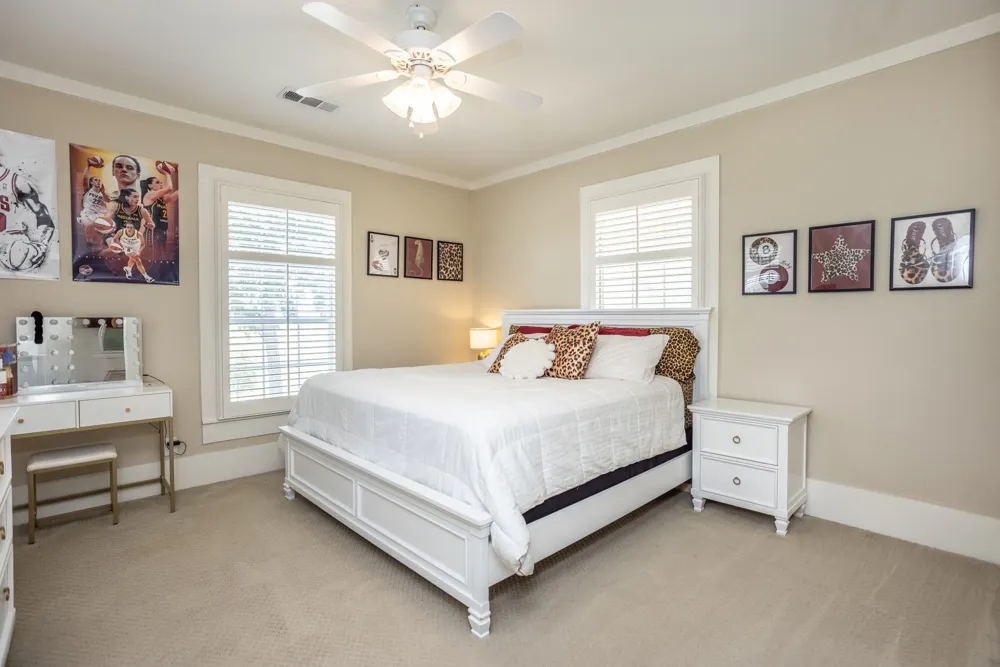5217 W Fm 922 Valley View, TX 76272