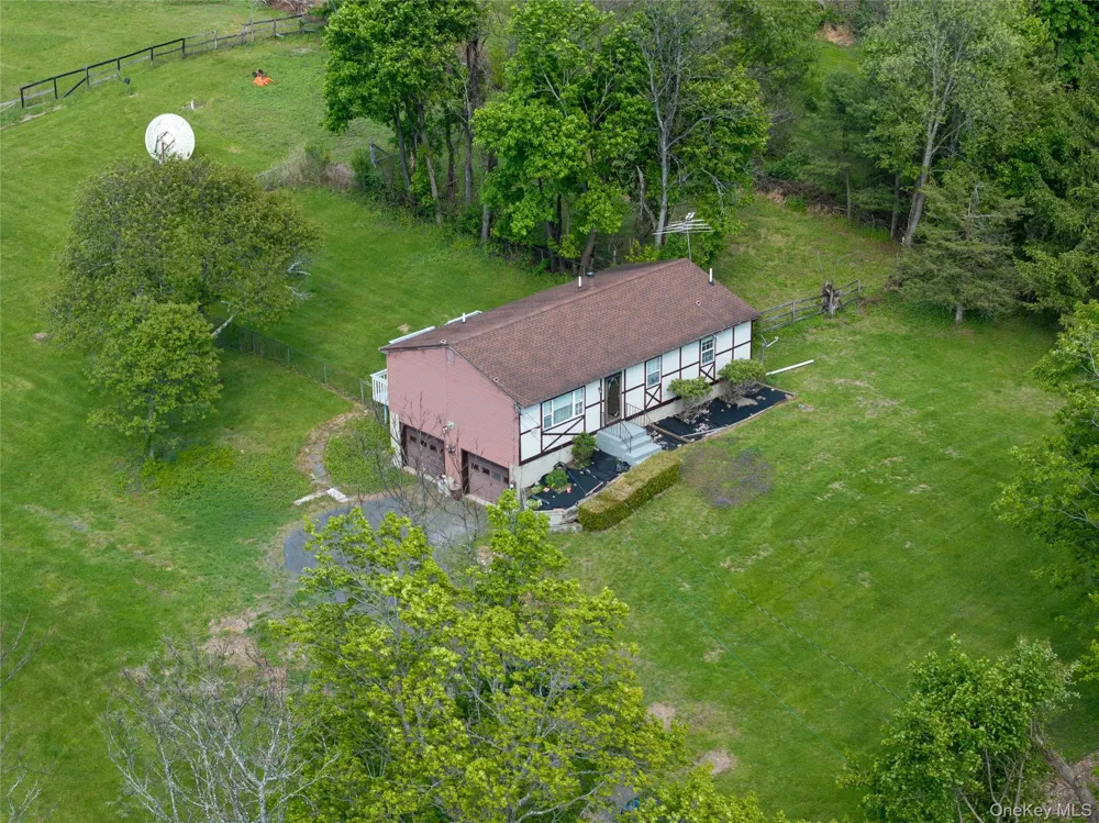 200 Conklingtown Road Goshen, NY 10924