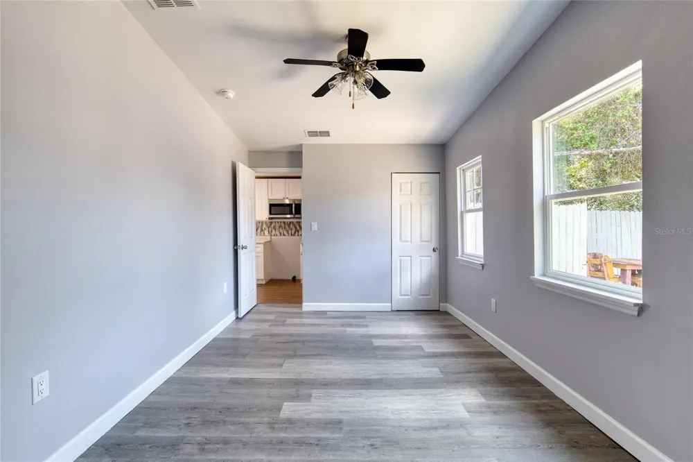 732 AVONDALE AVENUE Daytona Beach, FL 32117