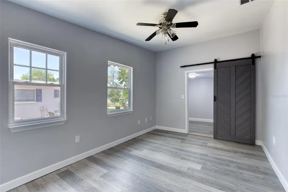 732 AVONDALE AVENUE Daytona Beach, FL 32117