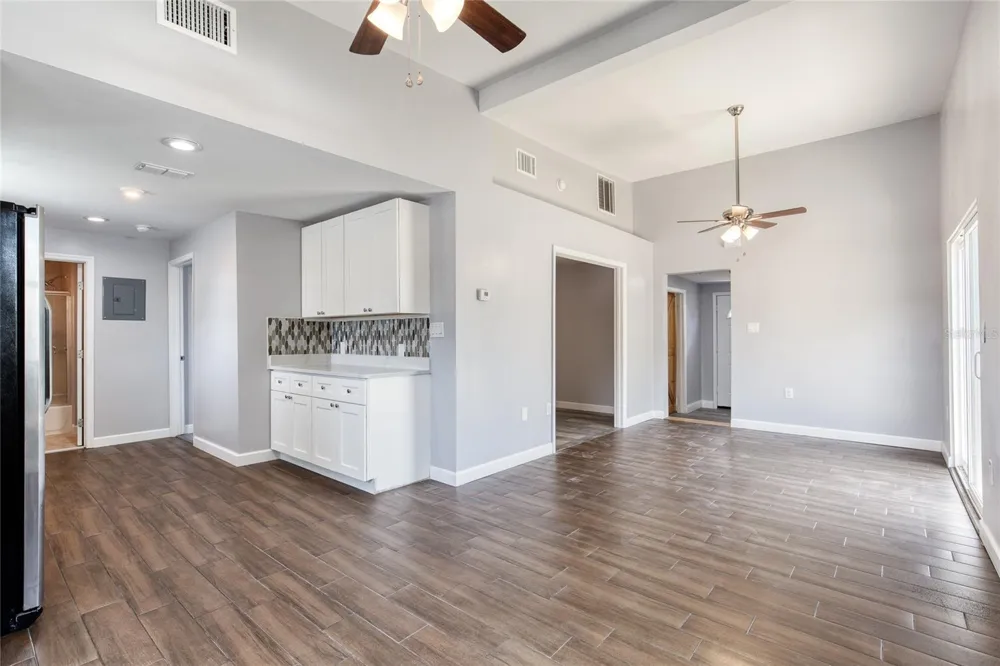 732 AVONDALE AVENUE Daytona Beach, FL 32117