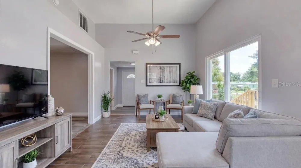 732 AVONDALE AVENUE Daytona Beach, FL 32117