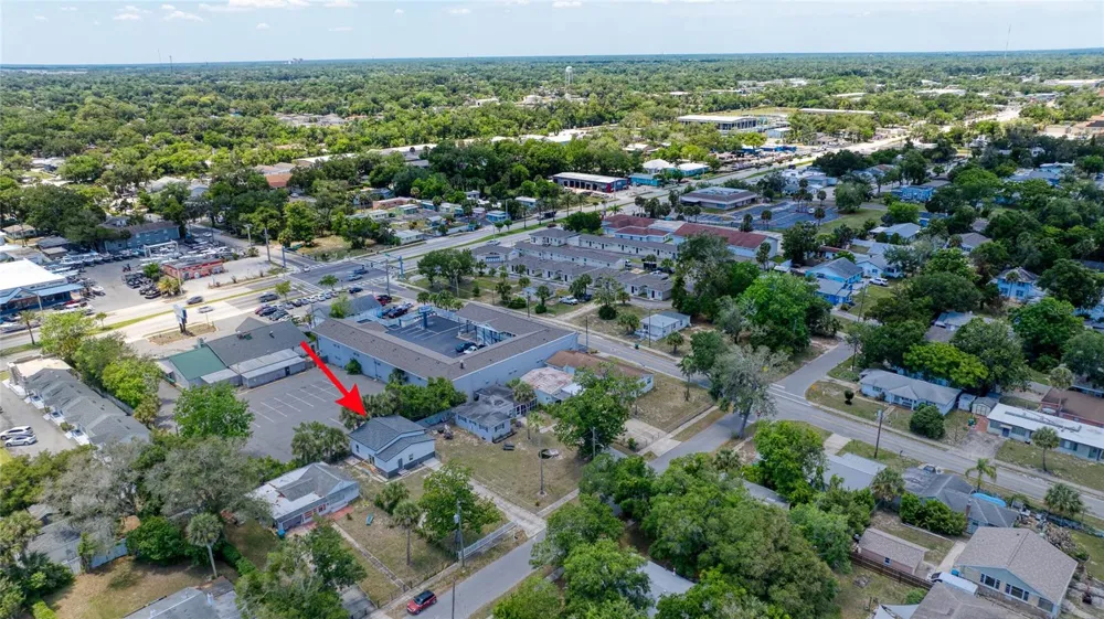 732 AVONDALE AVENUE Daytona Beach, FL 32117
