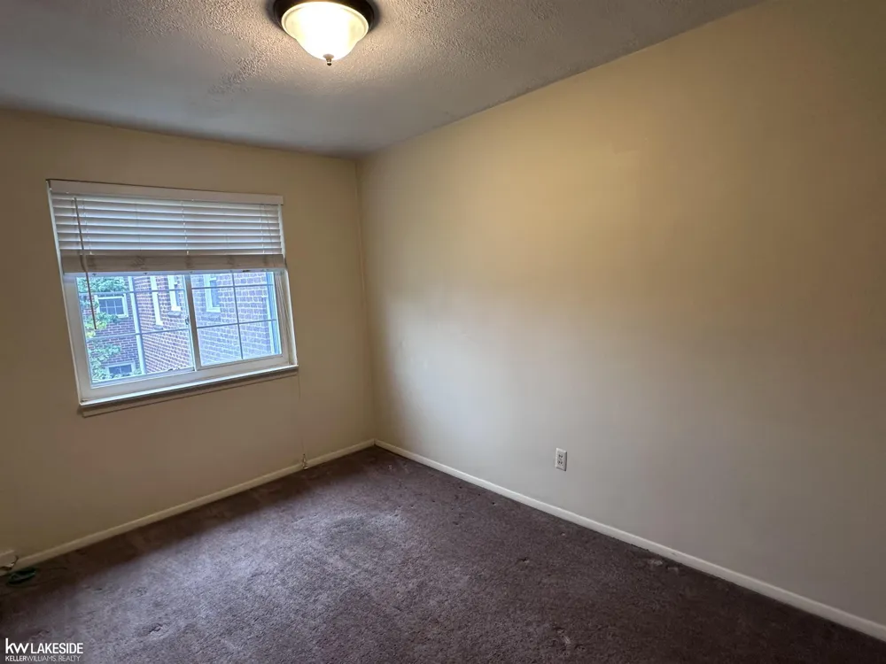 22995 Gary Lane St Clair Shores City, MI 48080