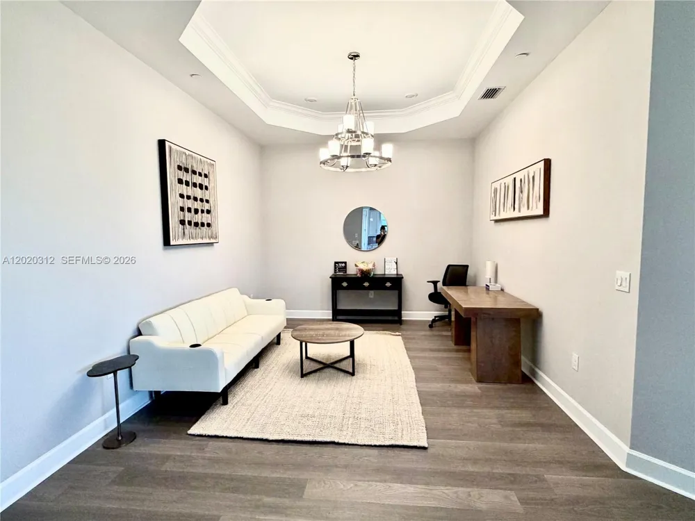 15323 Lucerna #204 Naples, FL 34114