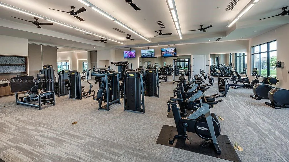 15323 Lucerna #204 Naples, FL 34114