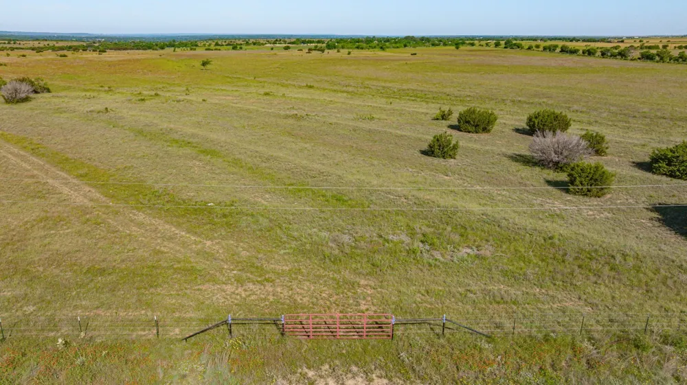 County Road 422 Hamilton, TX 76566