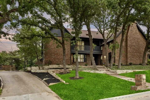 108 Forest Hill Drive