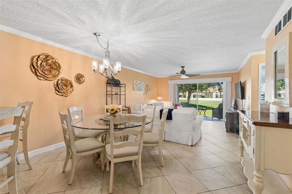 6085 BAHIA DEL MAR BOULEVARD #106 St Petersburg, FL 33715